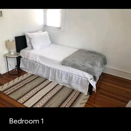 Lovely Renovated 2 Bedroom House With Private Parking Albany Extérieur photo