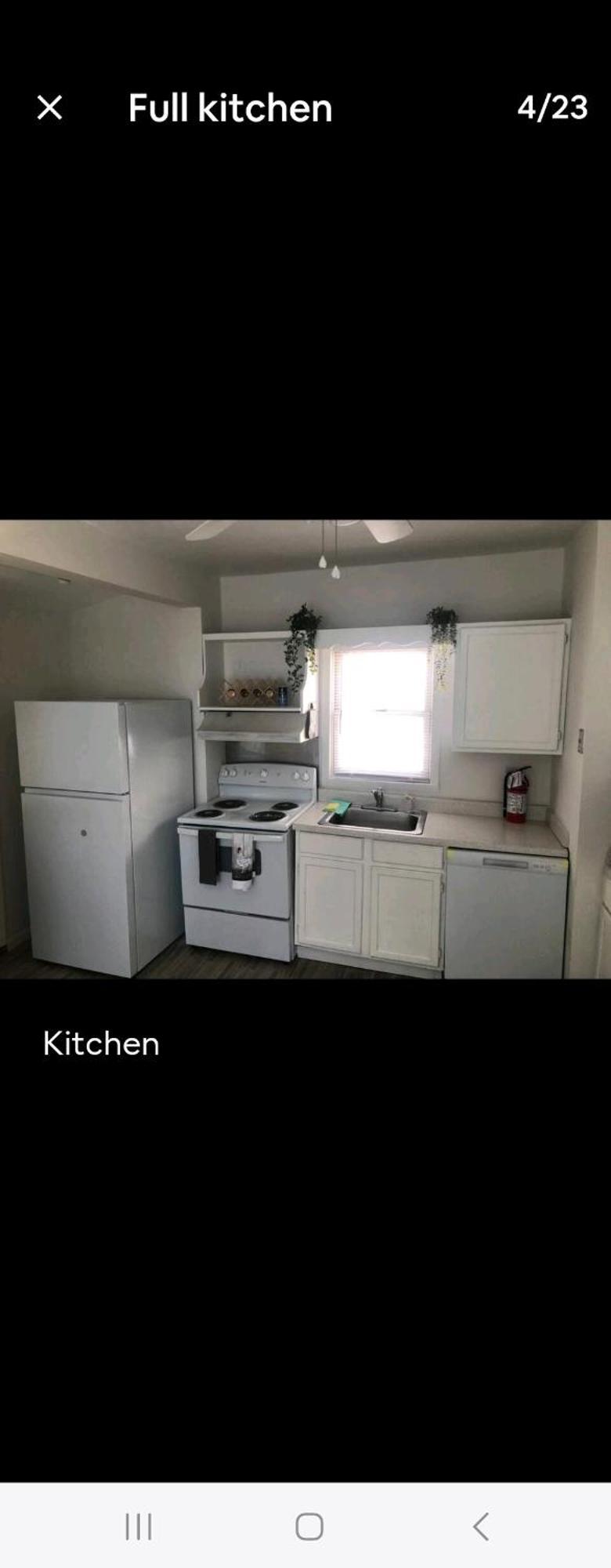 Lovely Renovated 2 Bedroom House With Private Parking Hébergement de vacances *