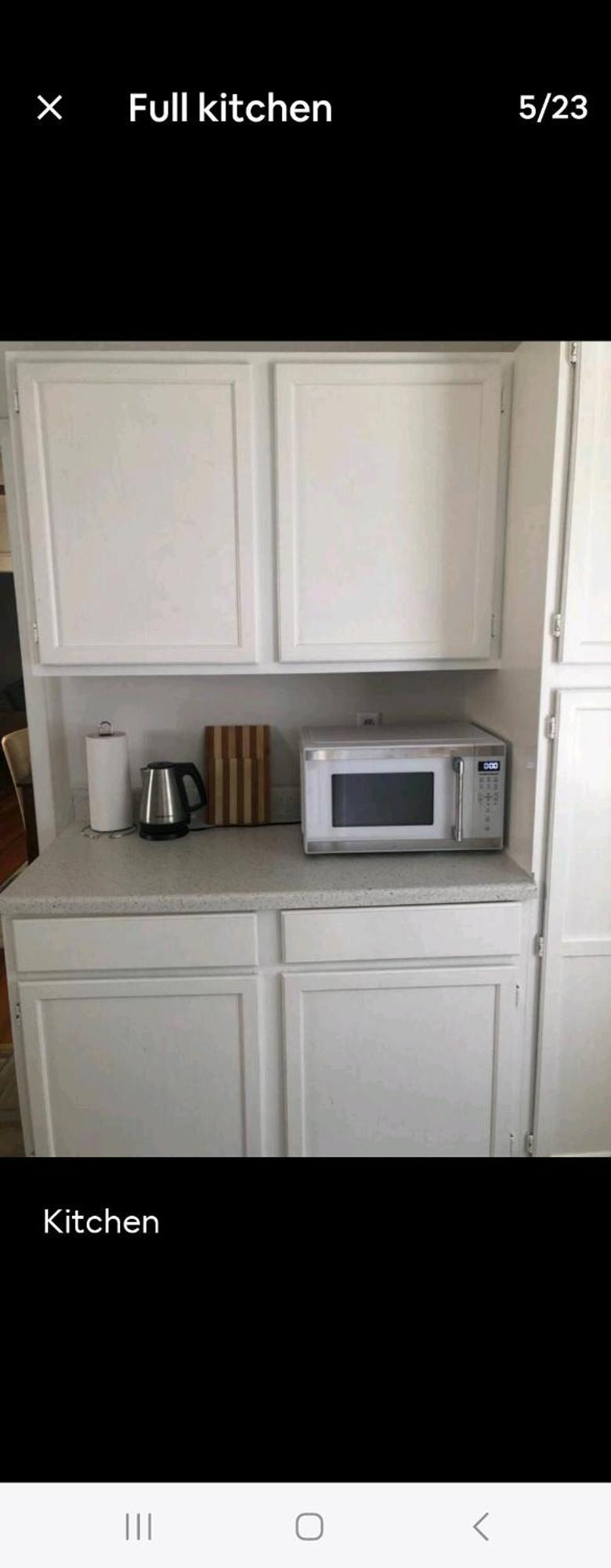 Lovely Renovated 2 Bedroom House With Private Parking * Albany